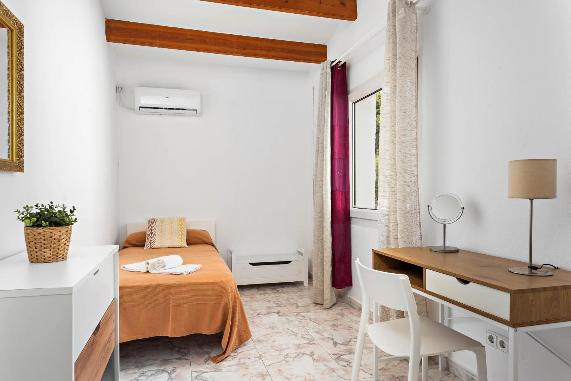 Villa Panorama Cala En Porter  객실 사진