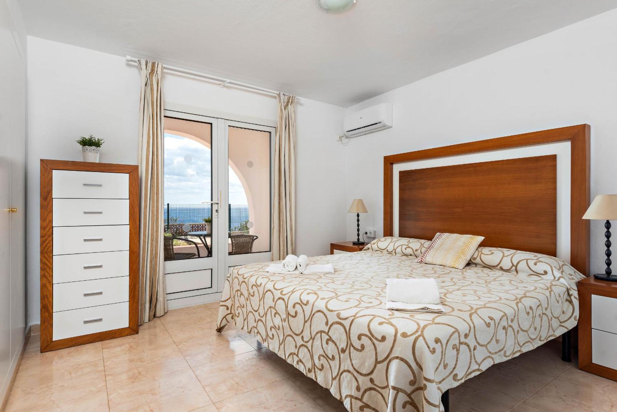 Villa Panorama Cala En Porter  객실 사진